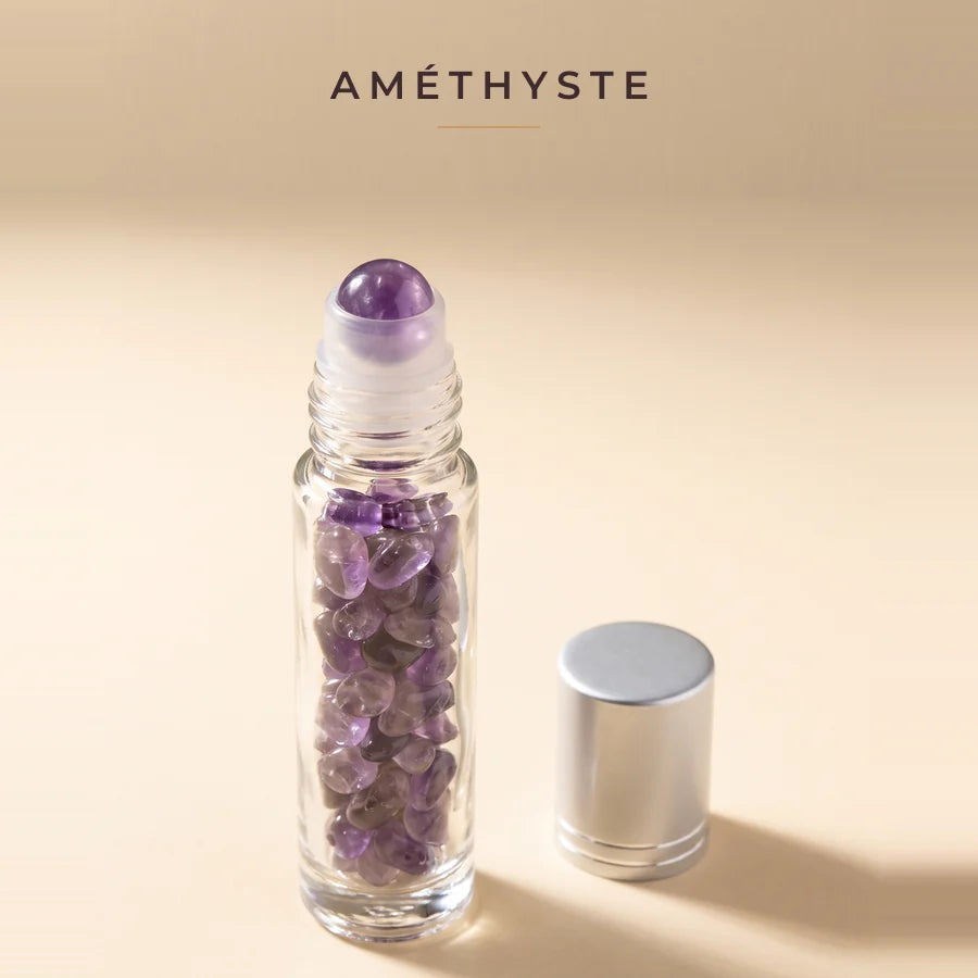 Roll-on Amethyste — flacon de verre garni d'eclats d'amethyste, bille en amethyste